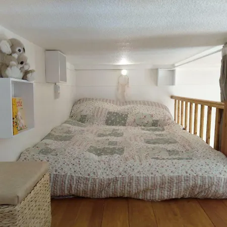 Le Pardeilhan Appt Chaleureux, Lumineux Avec Terrasse Et Parking En Coeur De *