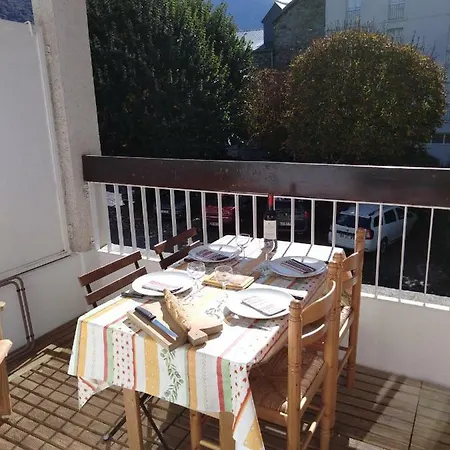 Le Pardeilhan Appt Chaleureux, Lumineux Avec Terrasse Et Parking En Coeur De アパート *